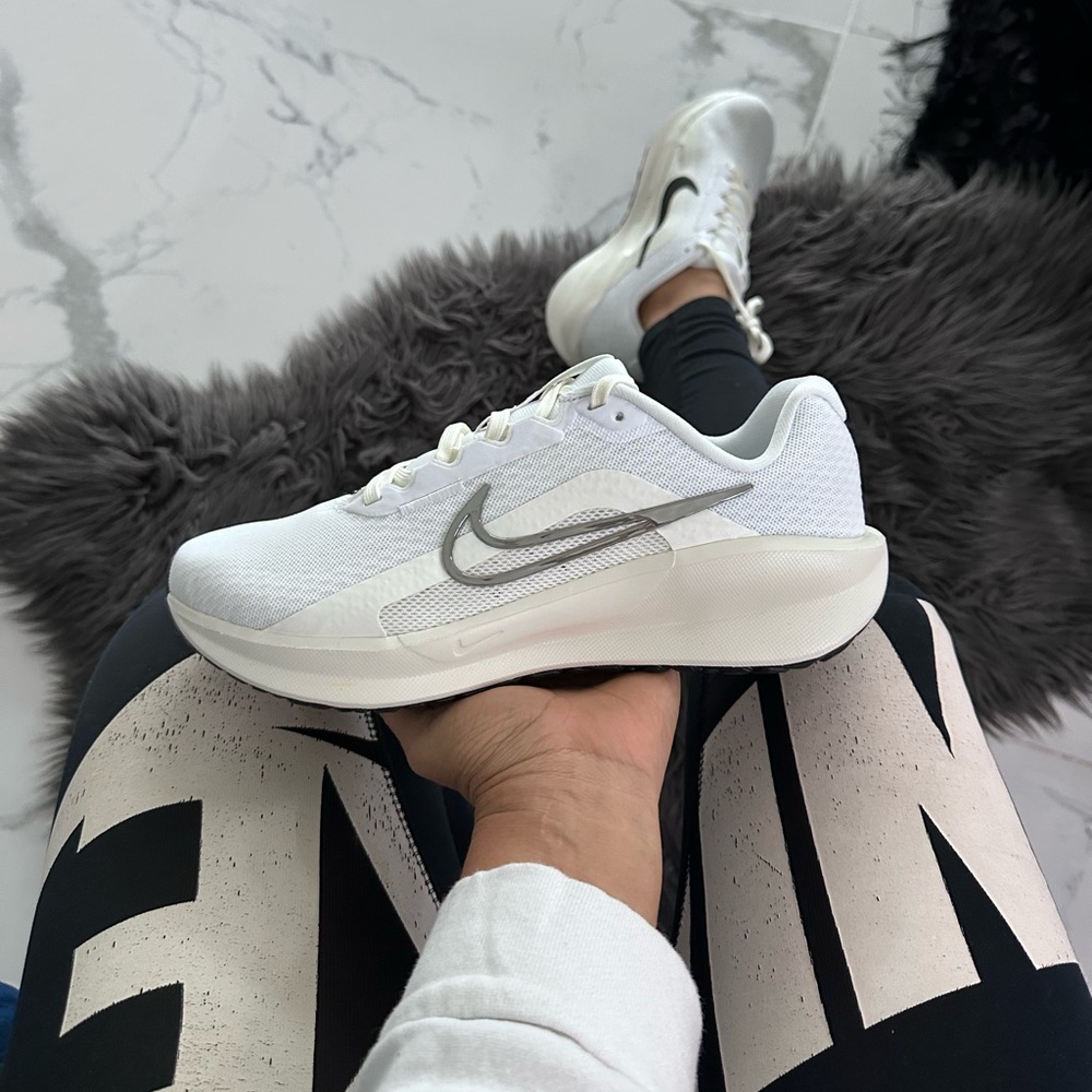 Nike Downshifter 13 wide